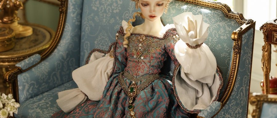 Fleur Garden Series: Reimagining 18th-Century European Court Aesthetics in Miniature