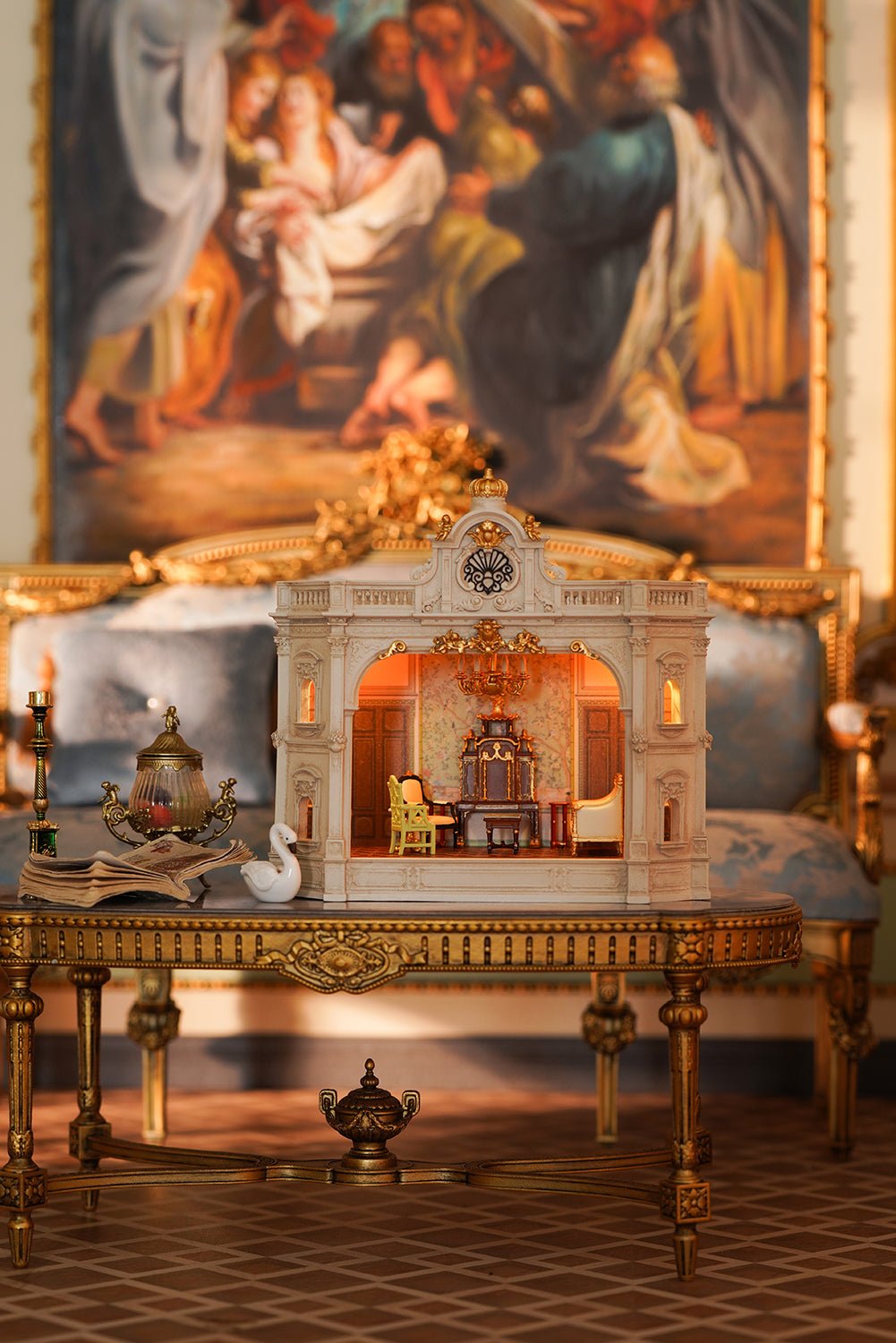 Chinoiserie Rococo Hall Miniature | 1/64 Scale French-Chinese Fusion Diorama & Luxury Desk Art