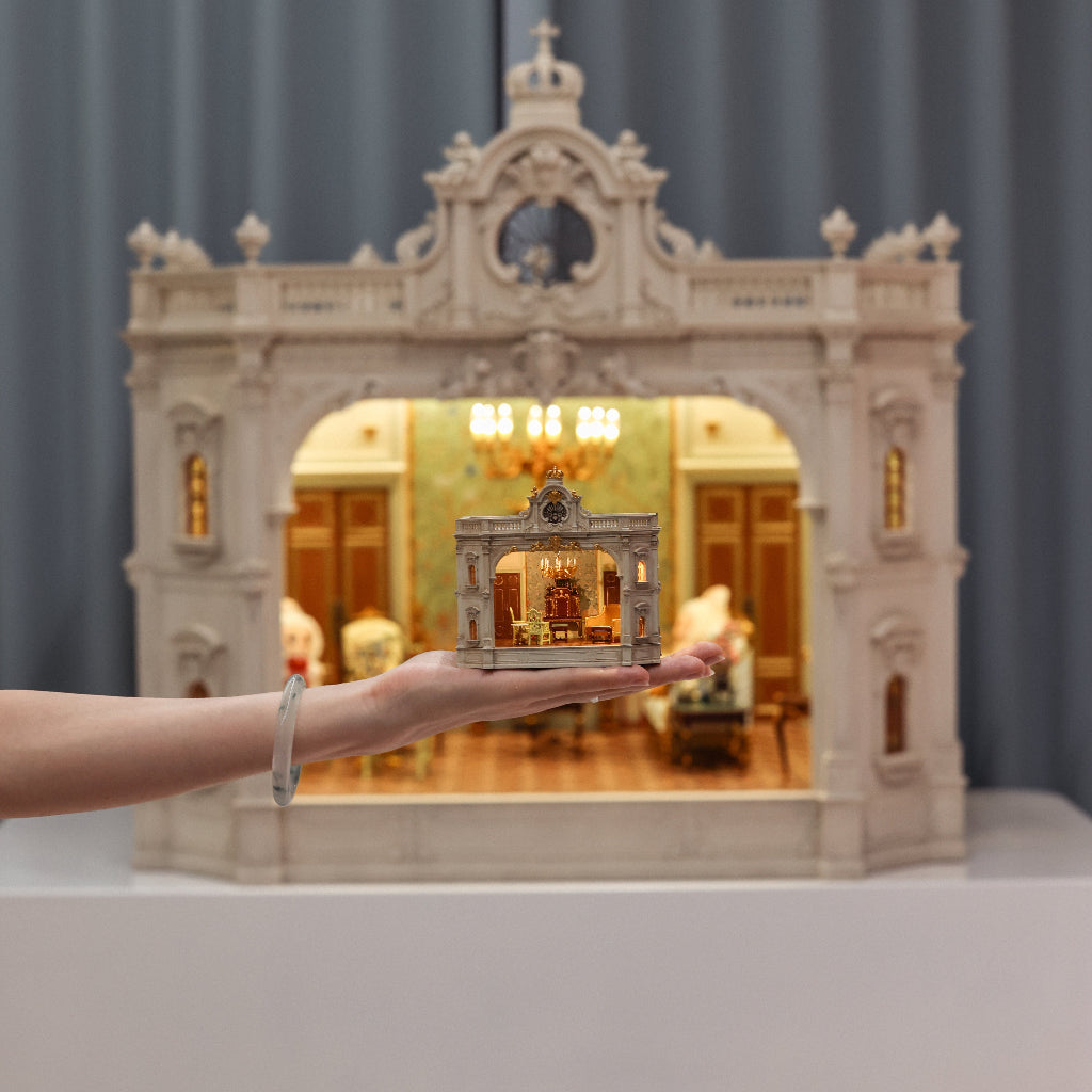 Handheld view of 1/64 Rococo Hall showing intricate Eastern motifs - miniento