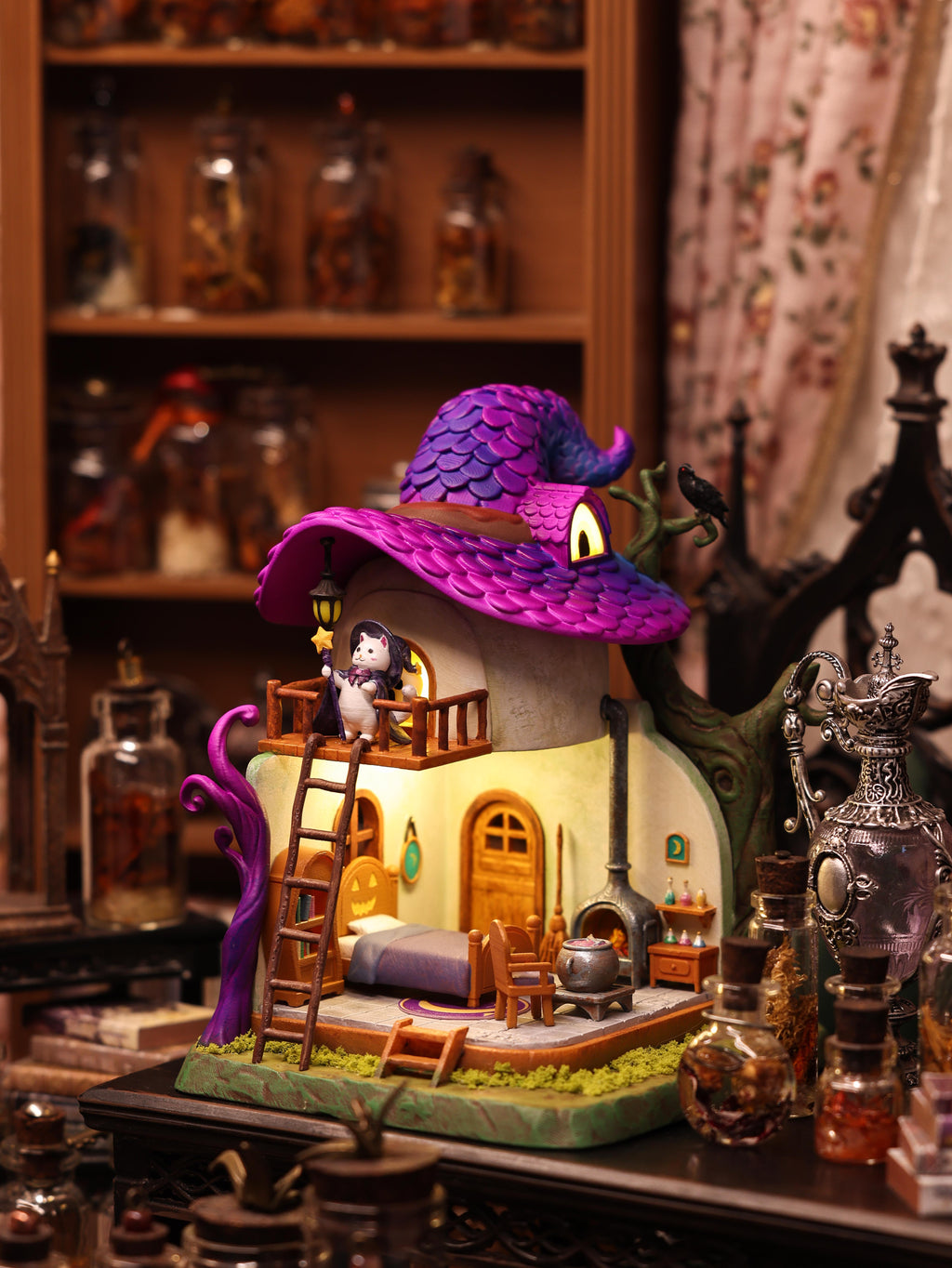 1:64 Scale Miniature-The Cat Witch's House