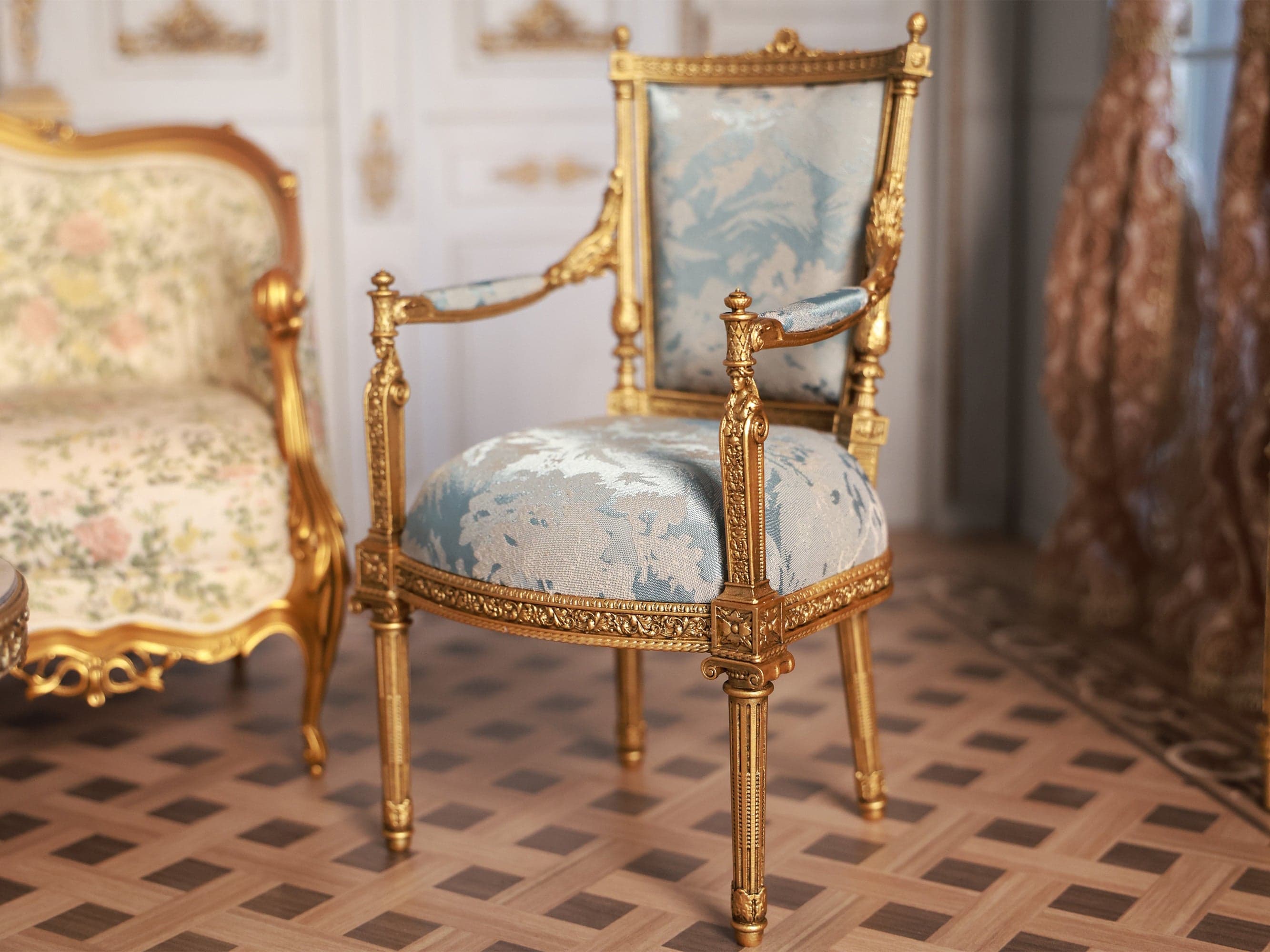 Scale Louixs XVI style Miniature Chair DIY Guide