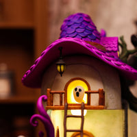 1:64 scale miniature The Cat Witch's House side view, spooky miniature house for Halloween village