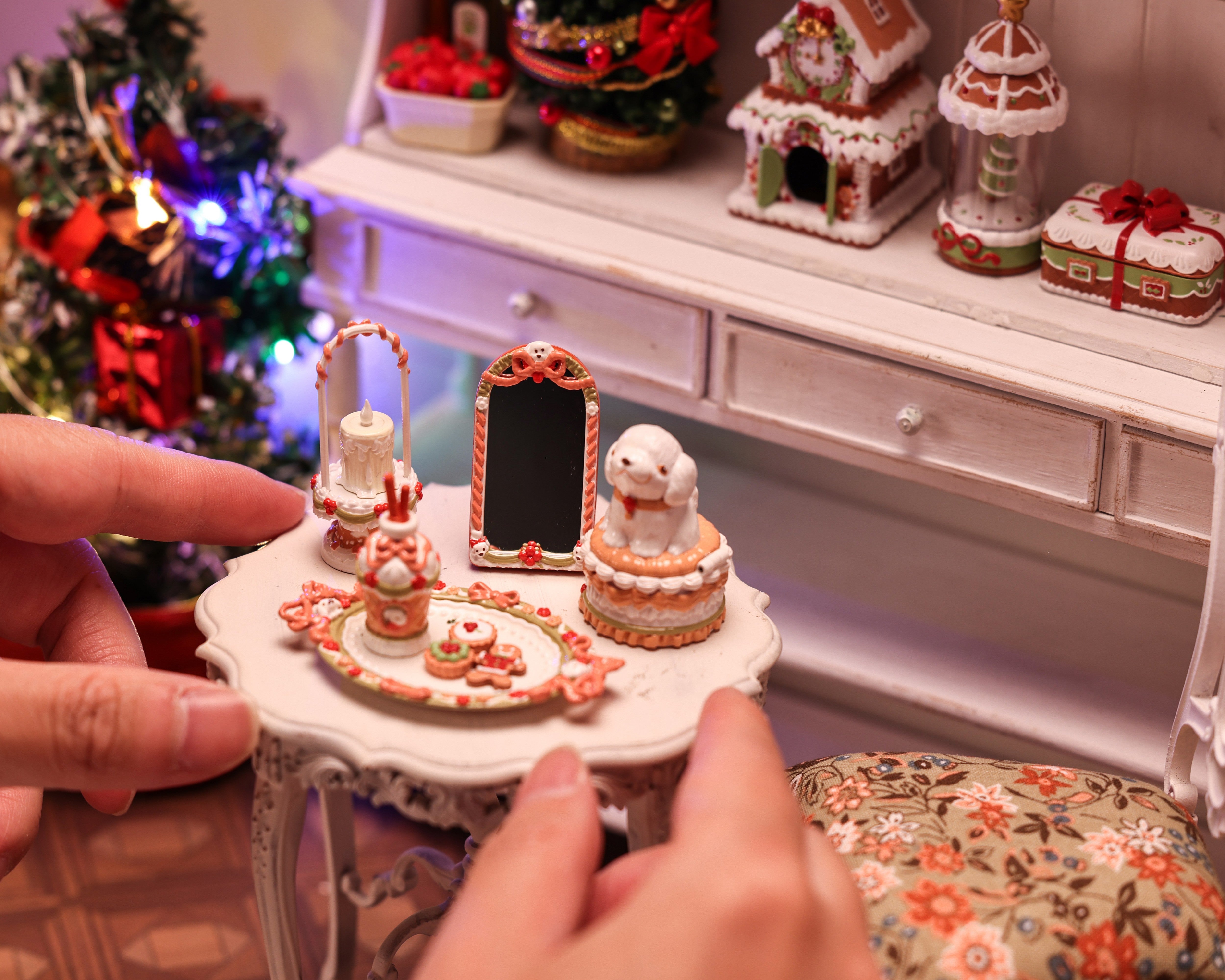 1/6 Scale Cream Puppy Miniature Decorative Ornament