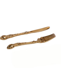 1:6 scale miniature gold plated knife and fork set, detailed dollhouse cutlery for action figures and miniature dining scenes