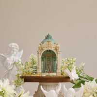 Starry Sky Melody European classical resin table lamp front view, detailed ornament design on the lampshade and base