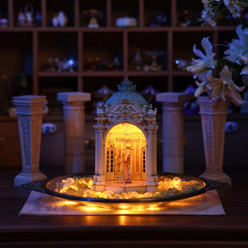 Starry Sky Melody-European Classical Resin Table Lamp for Home Decor
